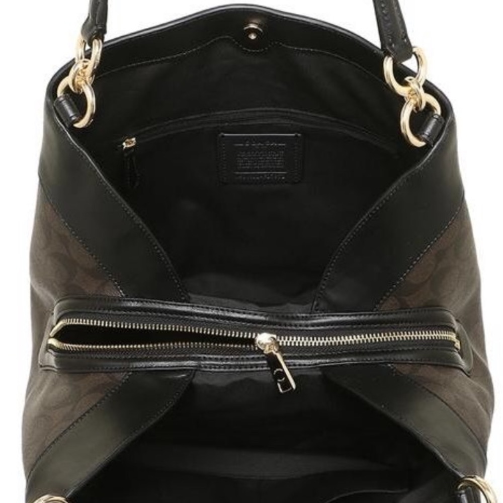 Coach Lexy Shoulder Bag in Signature Canvas - Picture 2 of 5
